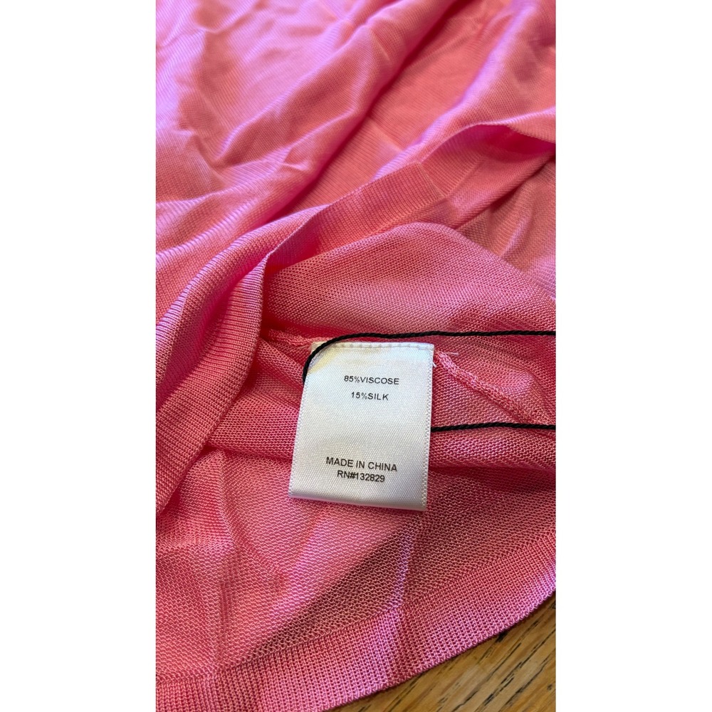 Arlena Sleveeveless Turtleneck in Pink
Helsa Size XS Snag With Tags - Picture 8 of 8